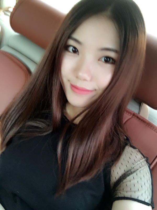 盛开的花朵的第二张照片--宁波相亲服务中心