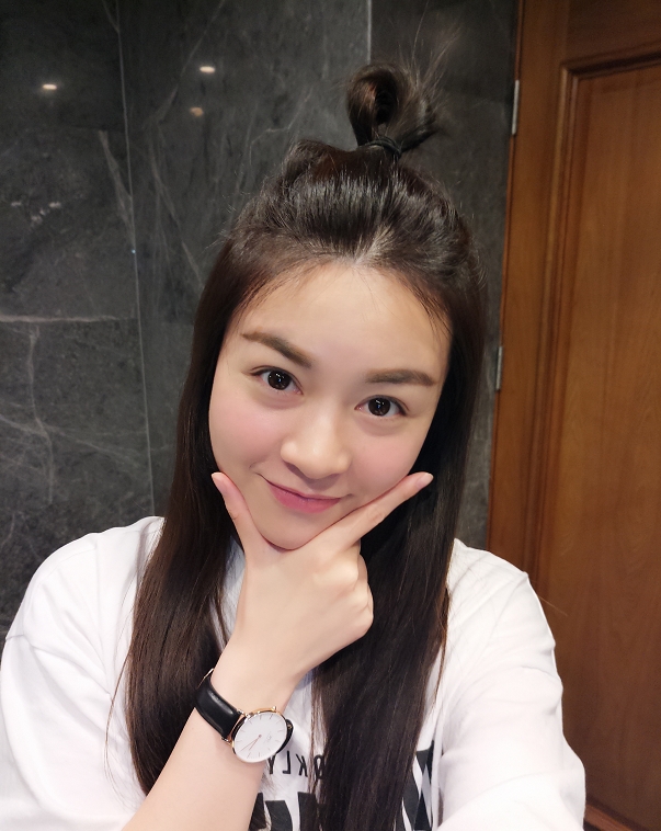 苹果味的第一张照片--宁波相亲服务中心