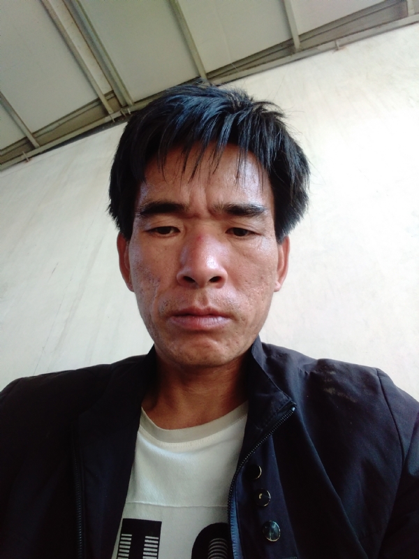 项斌的第一张照片--宁波相亲服务中心