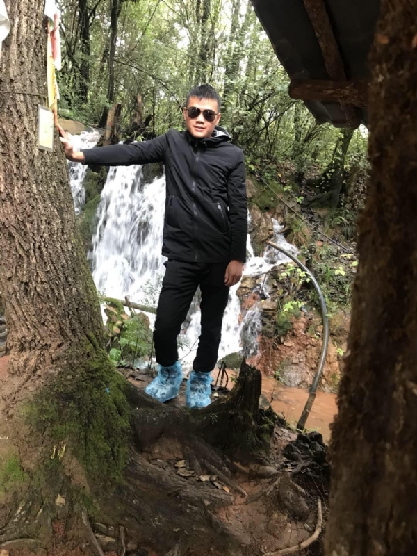 譕忄的第一张照片--宁波相亲服务中心