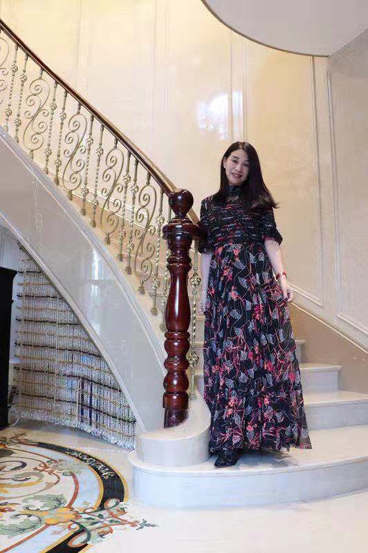 馨儿的第三张照片--宁波相亲服务中心