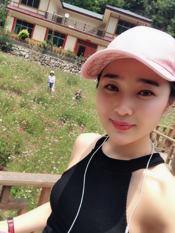 诗琪的第二张照片--宁波相亲服务中心