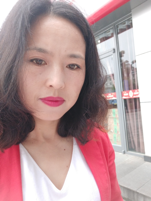 枫叶飘零的第一张照片--宁波相亲服务中心