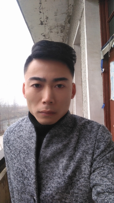 谁伴我闯荡的第一张照片--宁波相亲服务中心