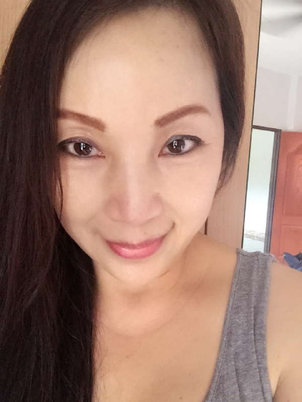 ying的第一张照片--宁波相亲服务中心