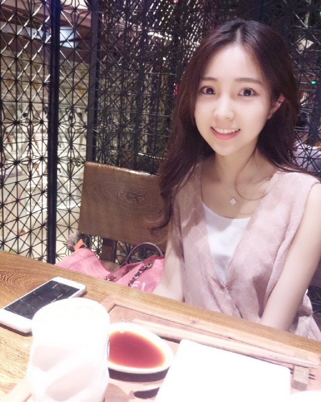 冰艳残阳的第二张照片--宁波相亲服务中心