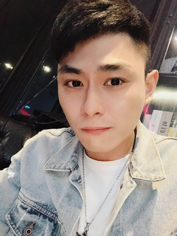 浩浩的第一张照片--宁波相亲服务中心