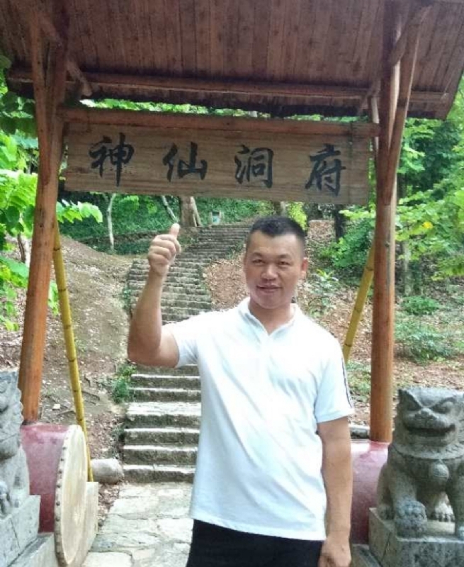 强仔的第一张照片--宁波相亲服务中心