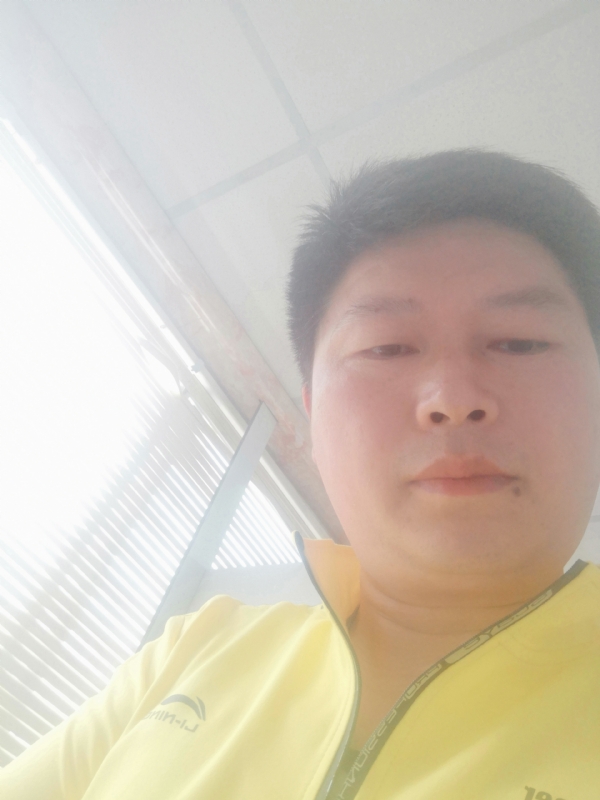 山男的第一张照片--宁波相亲服务中心