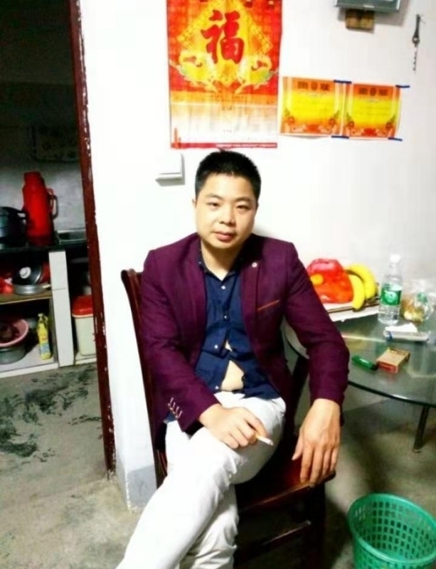 蓝色的微笑的第一张照片--宁波相亲服务中心