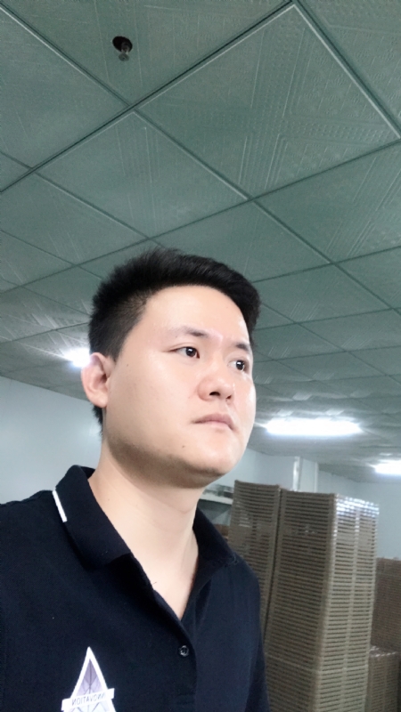 伟的第一张照片--宁波相亲服务中心