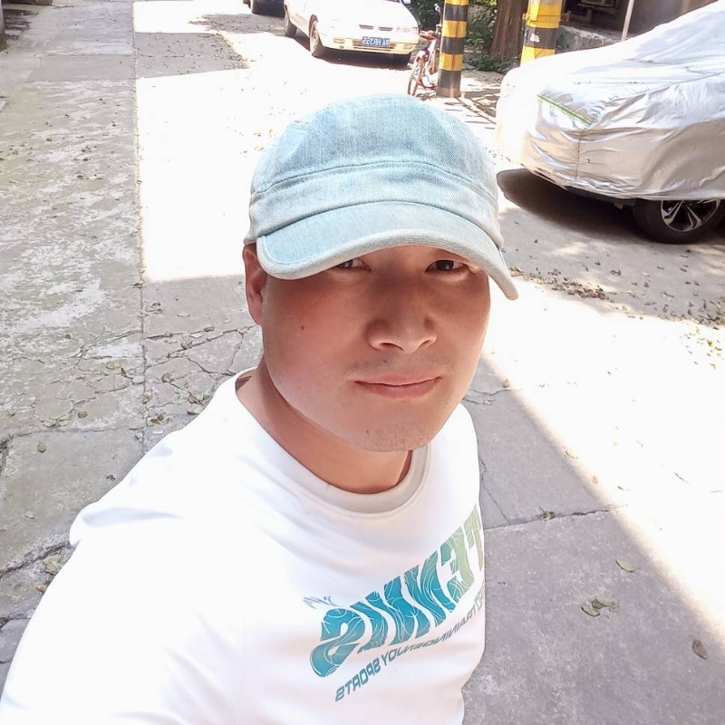 辉光的第一张照片--宁波相亲服务中心