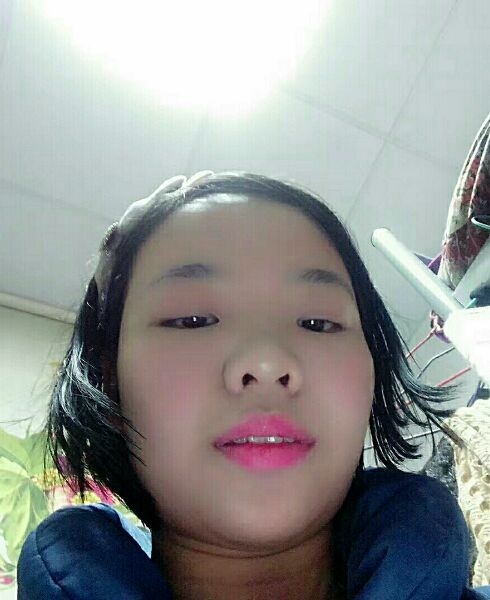 依依的第一张照片--宁波相亲服务中心