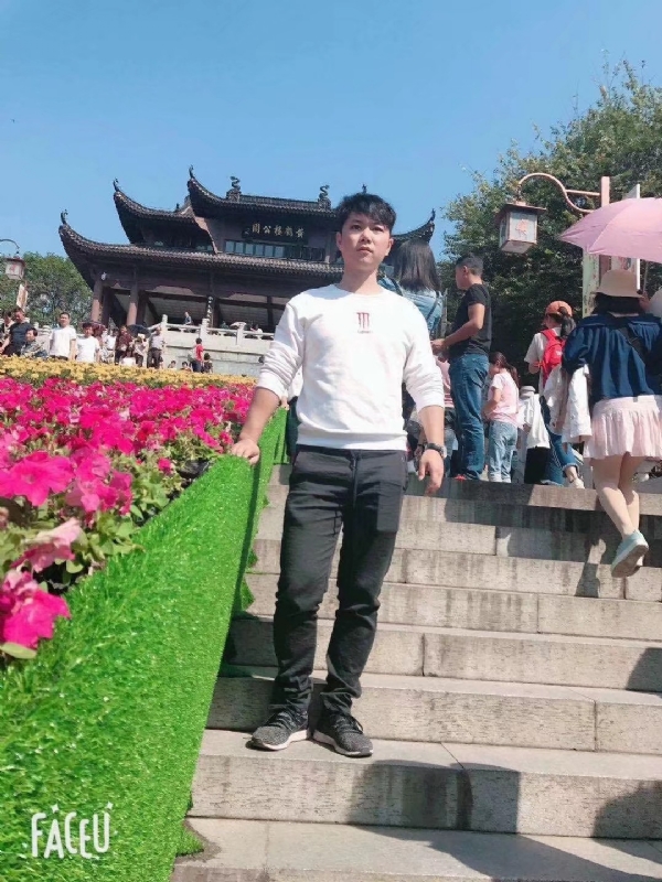 坦然的第二张照片--宁波相亲服务中心