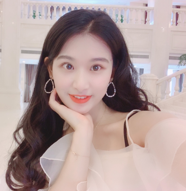 薇信zsqyaer的第一张照片--宁波相亲服务中心