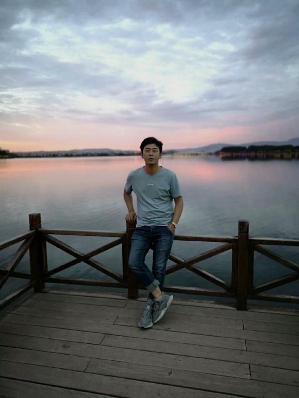 喂南墙我要撞你了的第一张照片--宁波相亲服务中心