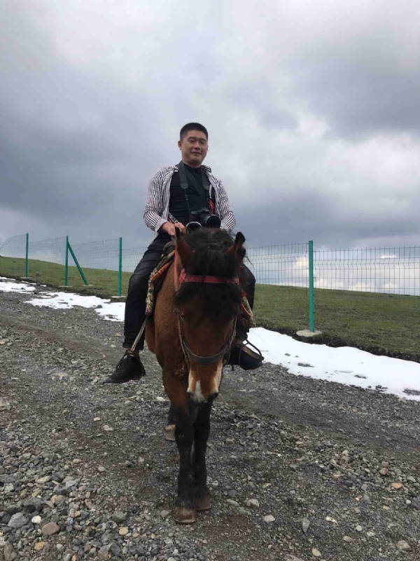 一个人的第一张照片--宁波相亲服务中心