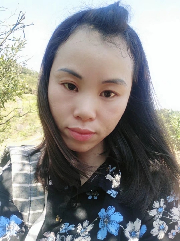 英英的第一张照片--宁波相亲服务中心