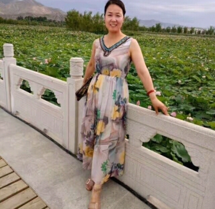 红叶的第一张照片--宁波相亲服务中心