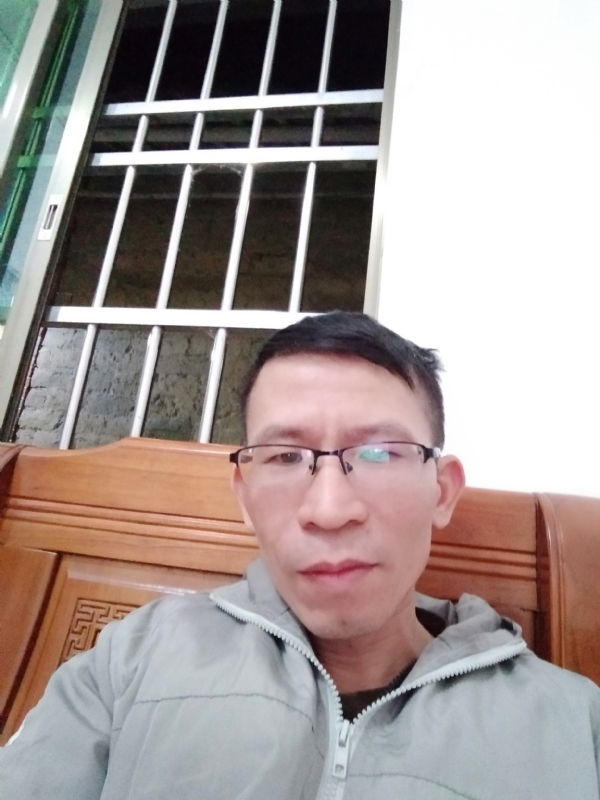 奋斗的第一张照片--宁波相亲服务中心