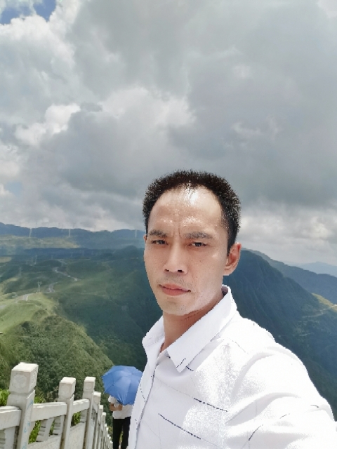 LXZ的第一张照片--宁波相亲服务中心