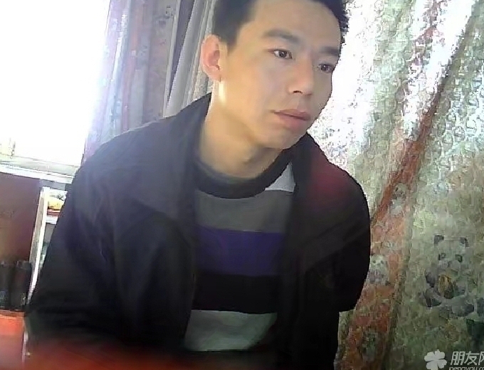 向钱奔跑的第一张照片--宁波相亲服务中心