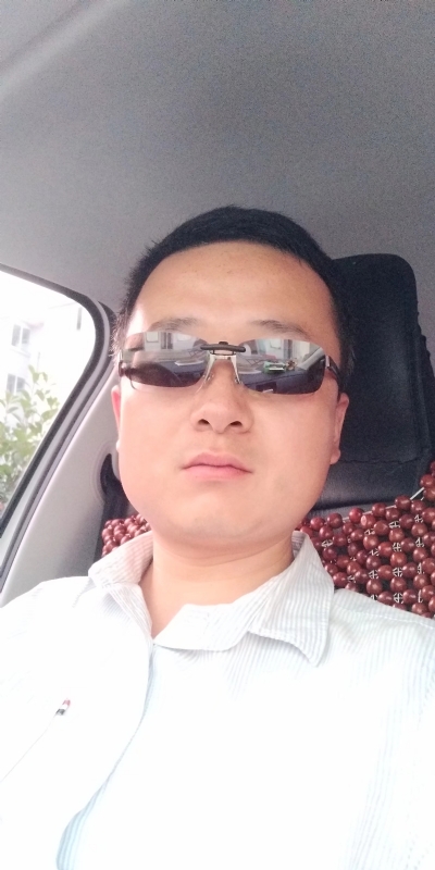 痛苦的单身狗的第二张照片--宁波相亲服务中心