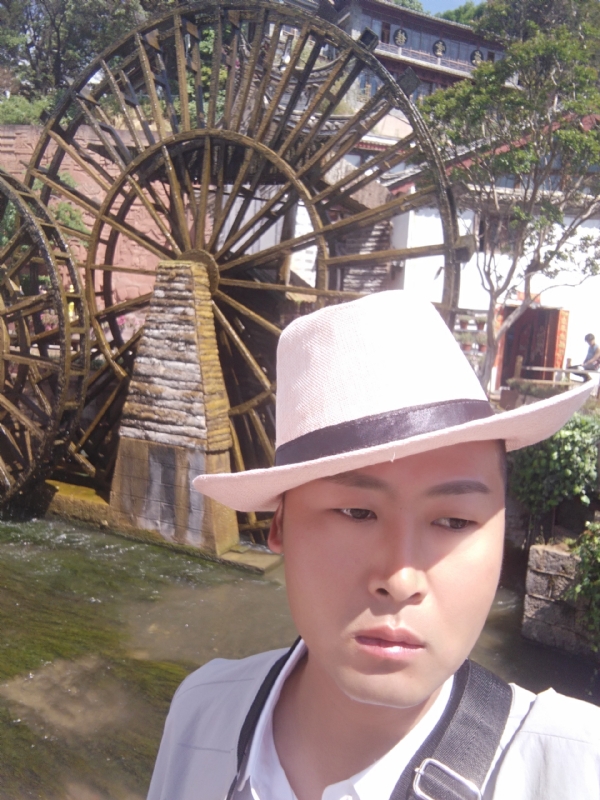 曲靖相亲的第一张照片--宁波相亲服务中心