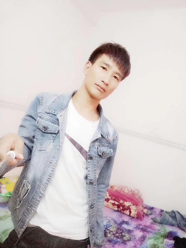 心好痛的第一张照片--宁波相亲服务中心