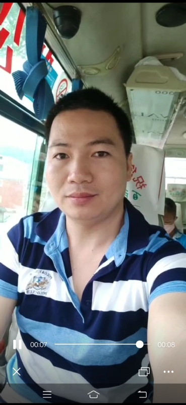 恋人未满的第一张照片--宁波相亲服务中心