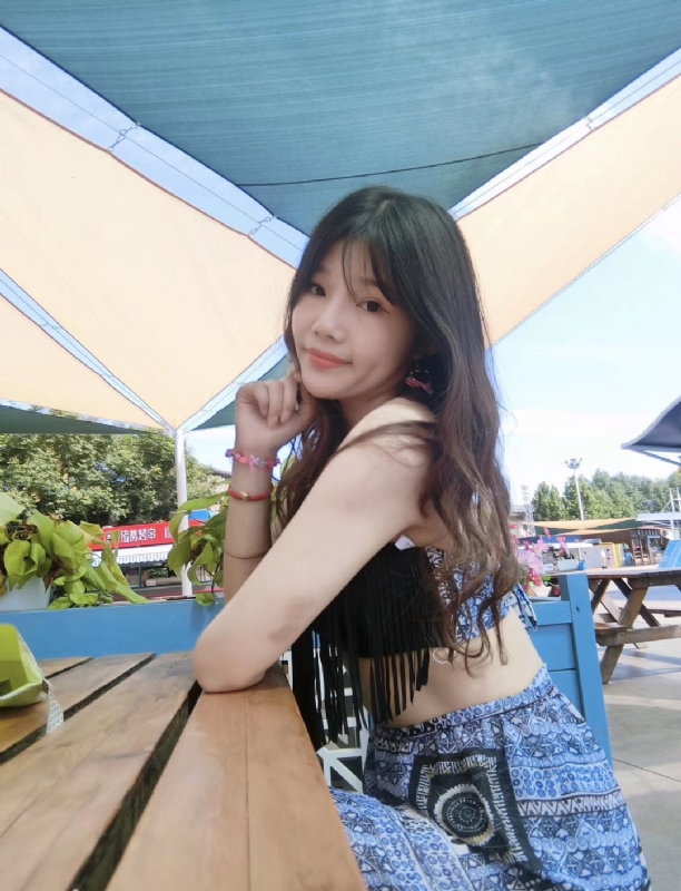 诗雨的第一张照片--宁波相亲服务中心