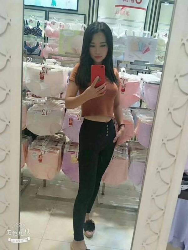 小可爱的第一张照片--宁波相亲服务中心