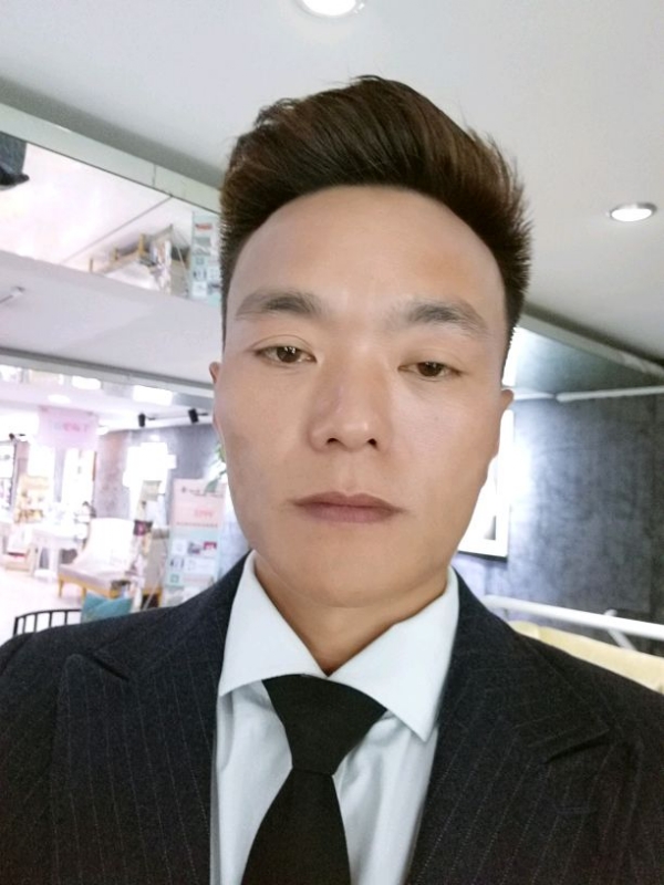 醉酒的蝴蝶的第一张照片--宁波相亲服务中心