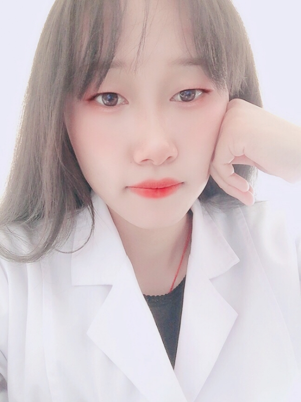 白婚纱的第一张照片--宁波相亲服务中心