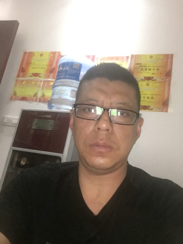 牵手的第二张照片--宁波相亲服务中心