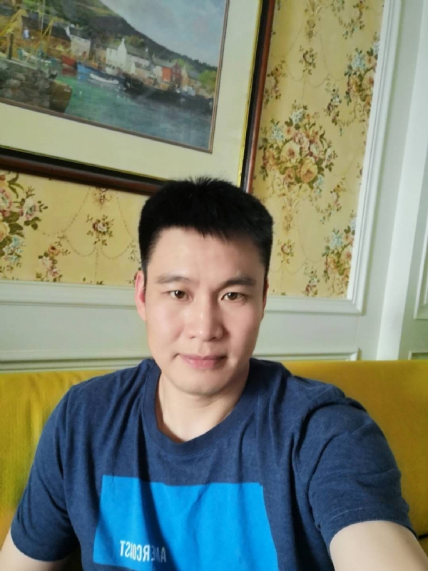 阳光灿烂的第二张照片--宁波相亲服务中心