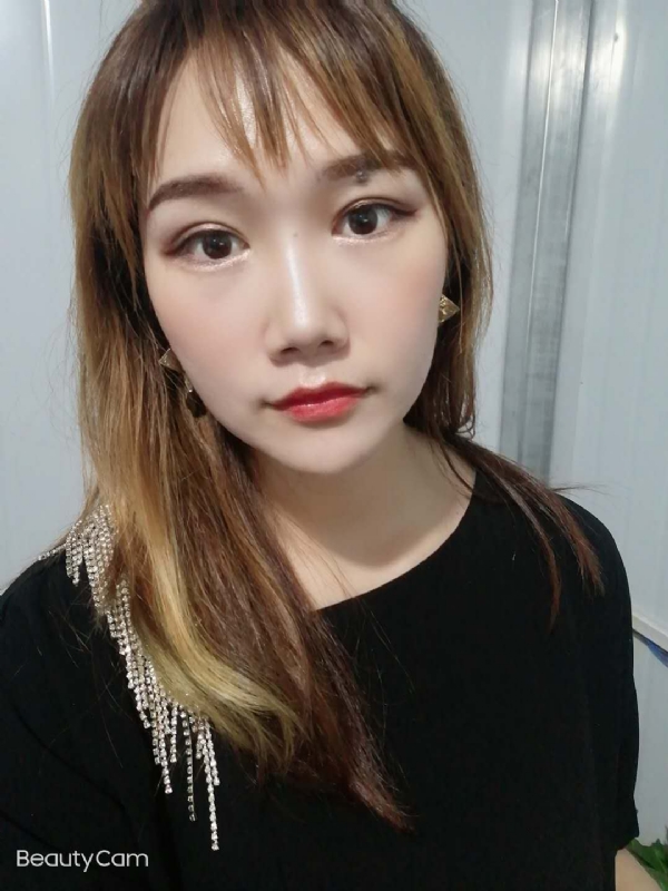 艾薇的第三张照片--宁波相亲服务中心