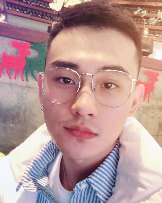 胡强很孤单的第一张照片--宁波相亲服务中心