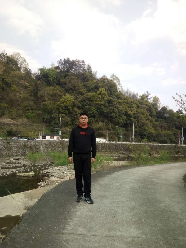 等着上钩的鱼的第二张照片--宁波相亲服务中心