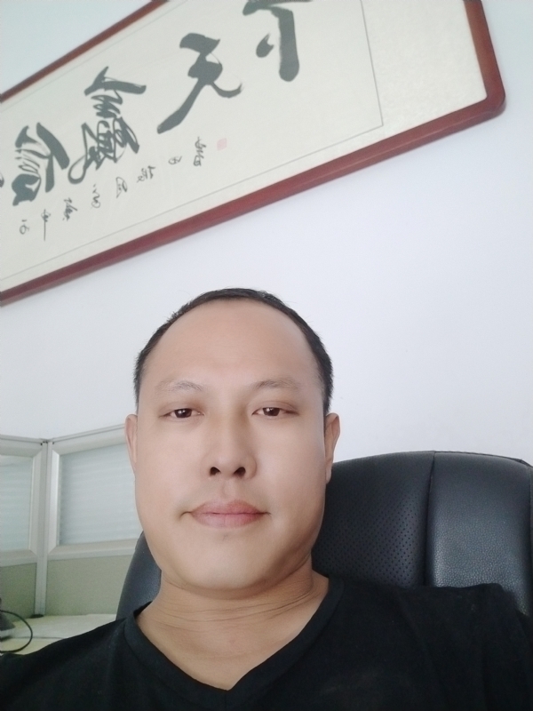 山丘的第三张照片--宁波相亲服务中心