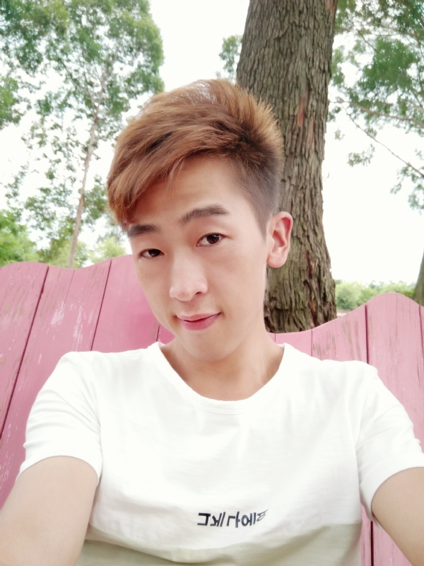 一觉睡到小时候的第二张照片--宁波相亲服务中心