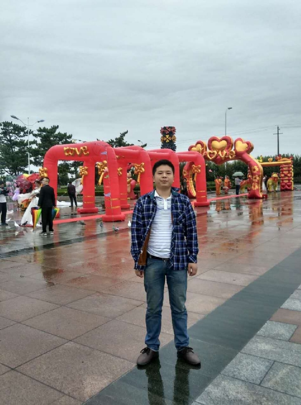 在奋斗的第三张照片--宁波相亲服务中心