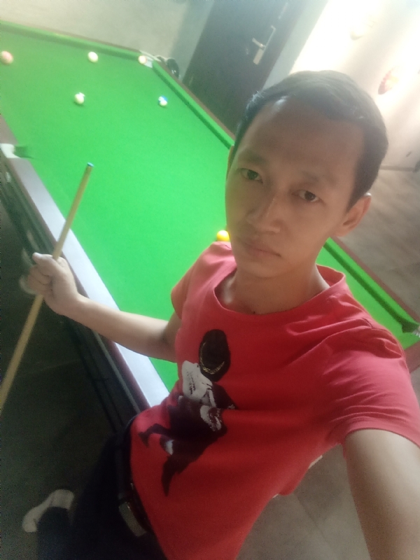 耳机分你一半的第一张照片--宁波相亲服务中心