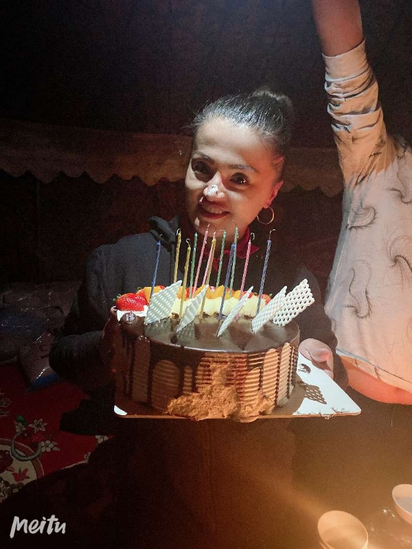 高贵典雅的第二张照片--宁波相亲服务中心