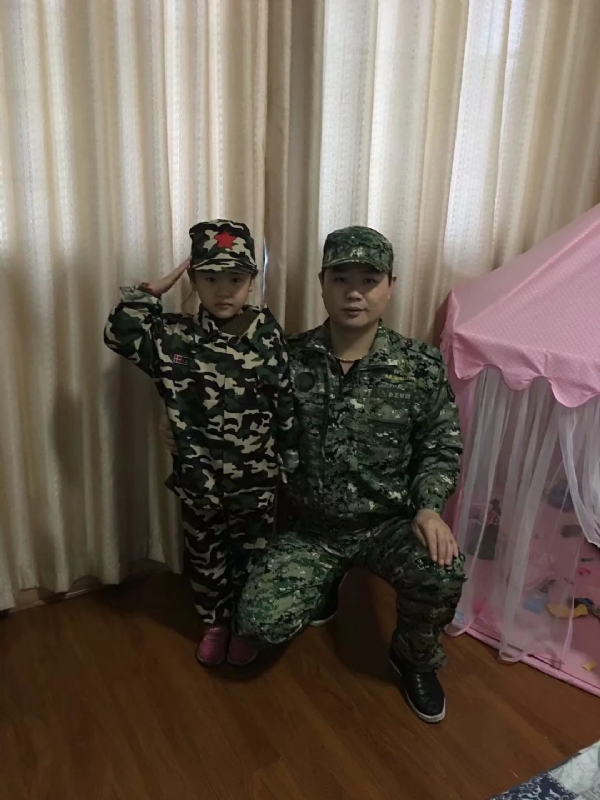 俗人的第一张照片--宁波相亲服务中心