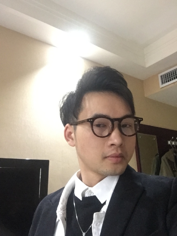 曾亮的第二张照片--宁波相亲服务中心