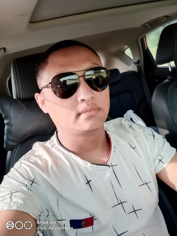 寻缘的第一张照片--宁波相亲服务中心