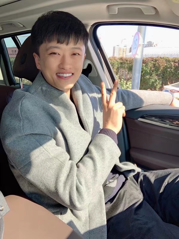 炫甫的第一张照片--宁波相亲服务中心