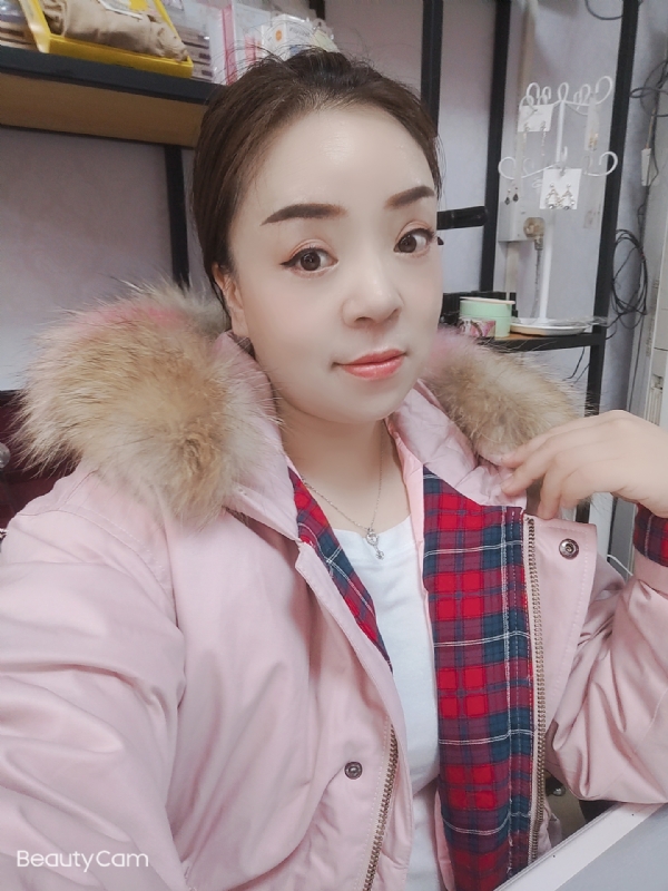 爱雨的第一张照片--宁波相亲服务中心