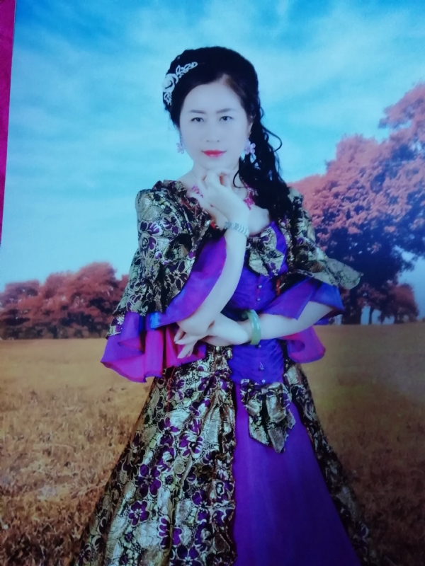 清水芙蓉的第一张照片--宁波相亲服务中心